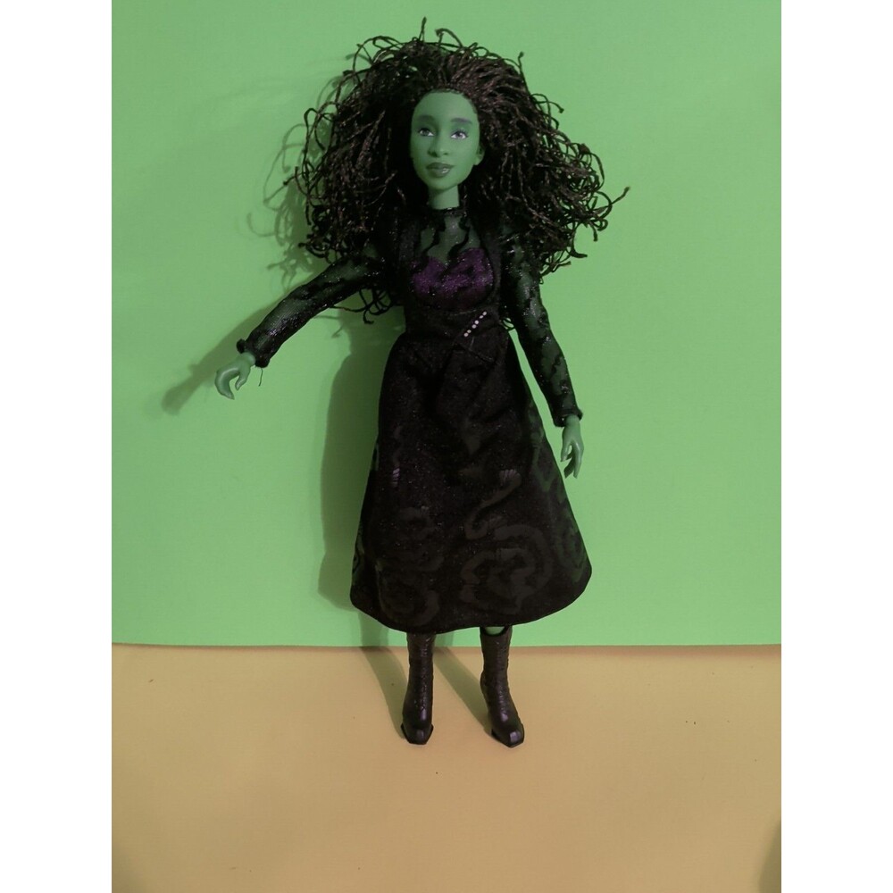 Universal Pictures' Wicked Deluxe Elphaba Fashion Doll